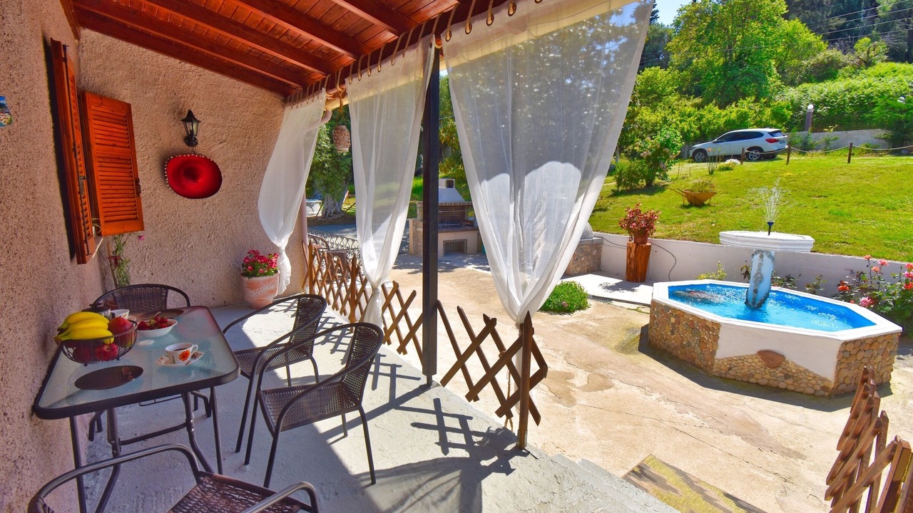 Photo of Outdoor in Pagi