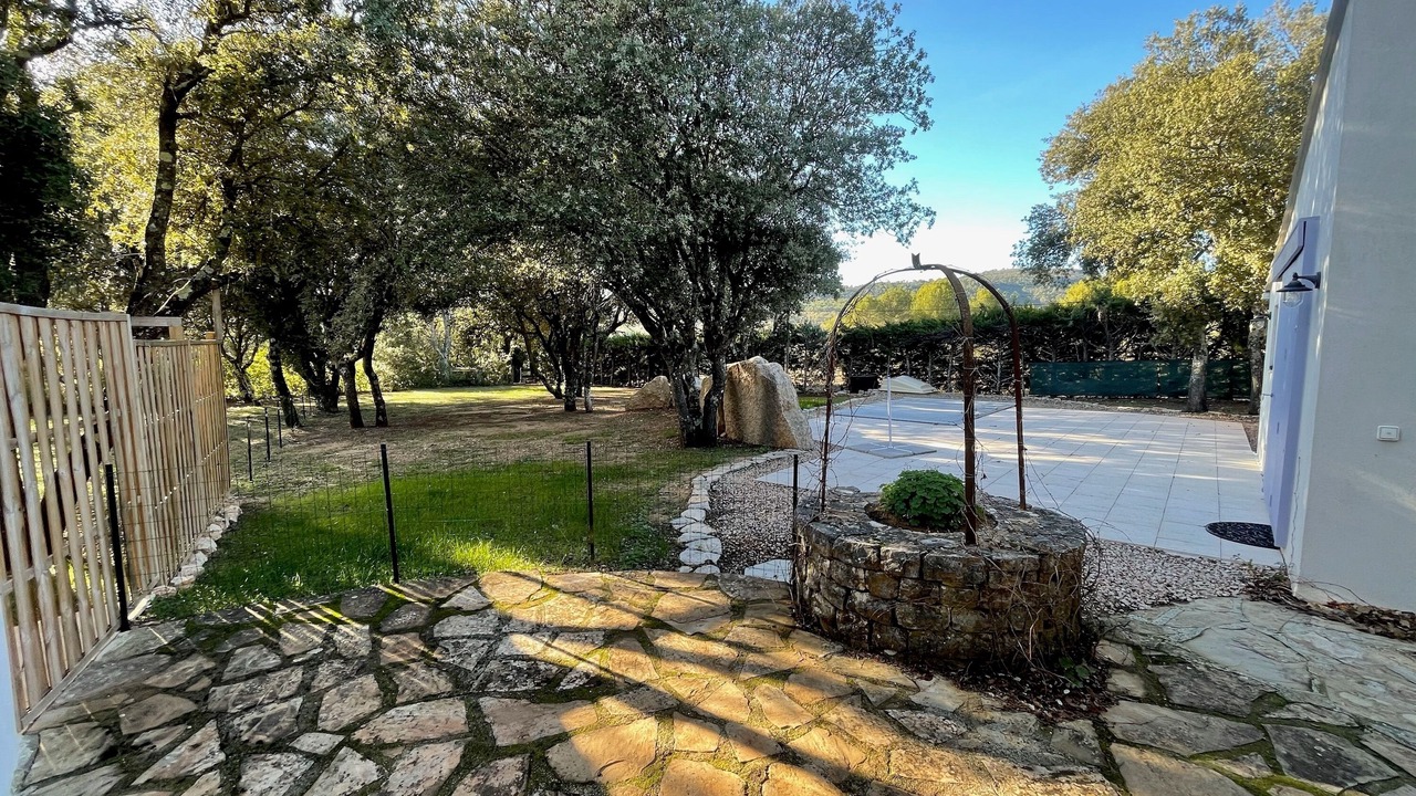 Photo of Outdoor in Fox-Amphoux
