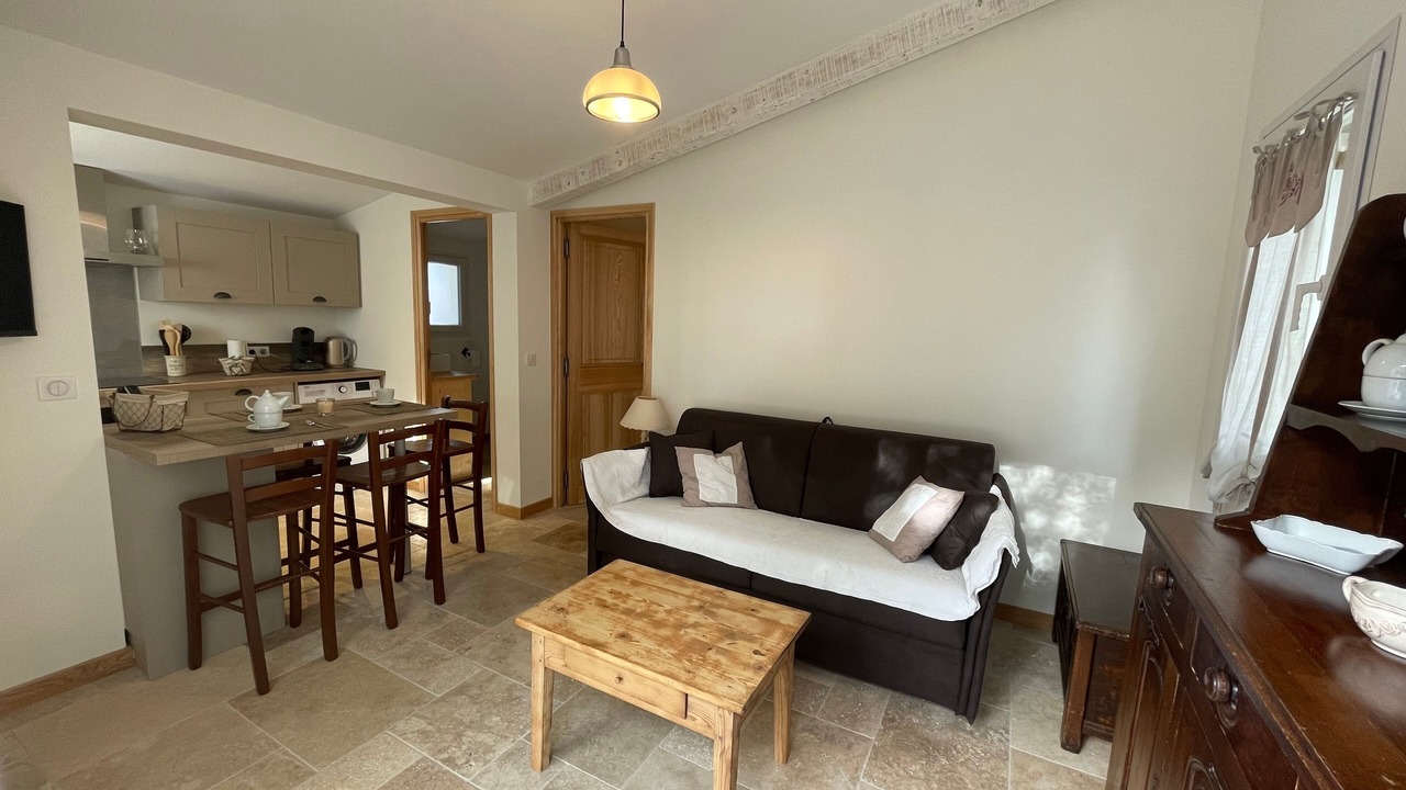Photo of Livingroom in Fox-Amphoux