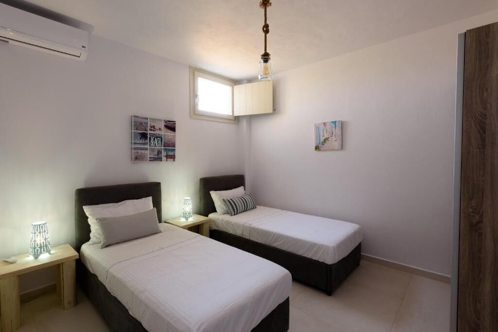 Photo of Bedroom in Drios