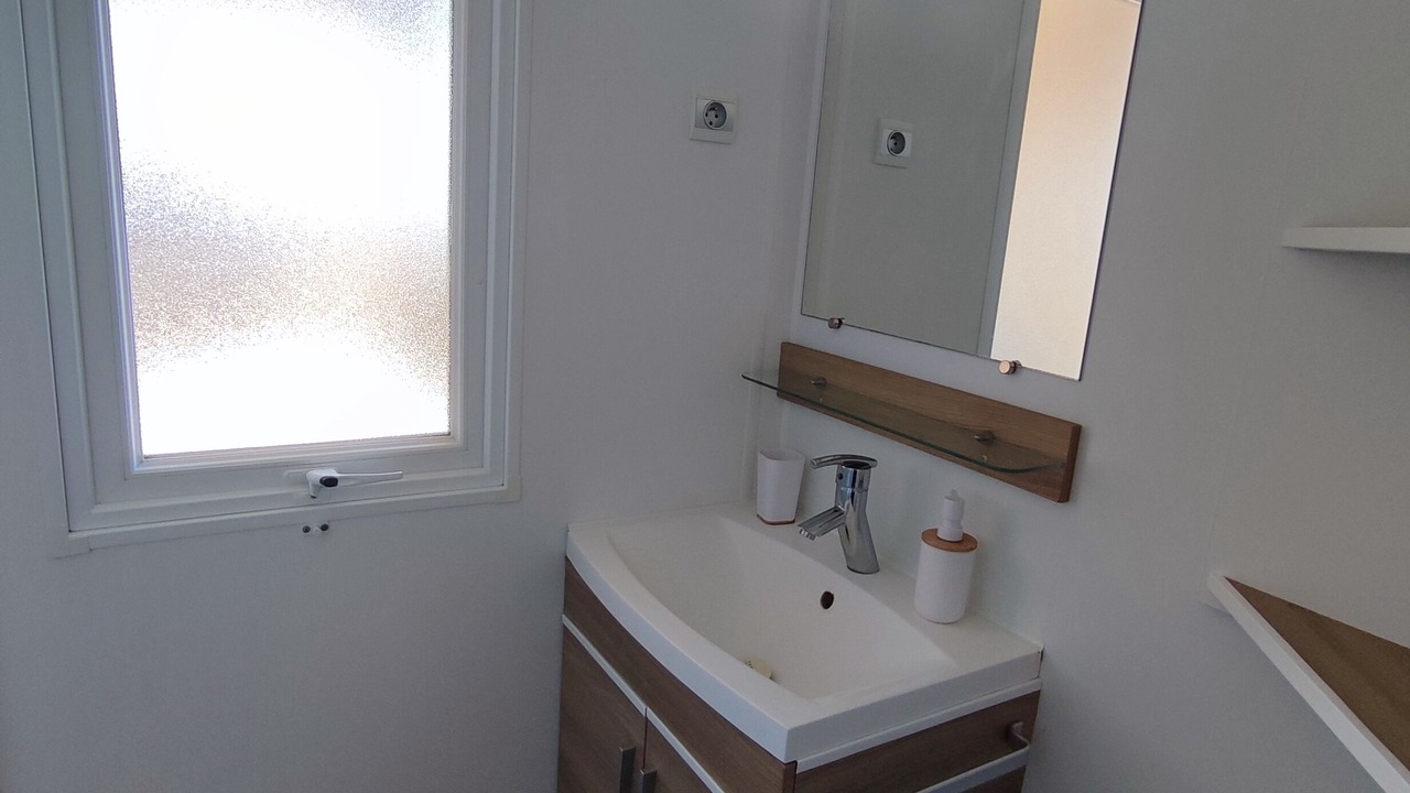 Photo of Bathroom in Rocbaron