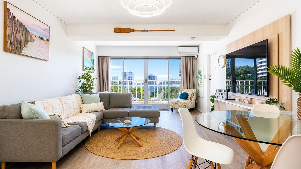 Photo of Livingroom in Burleigh Heads
