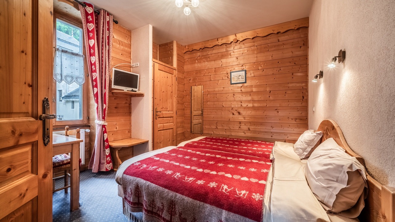 Photo of Bedroom in Abondance