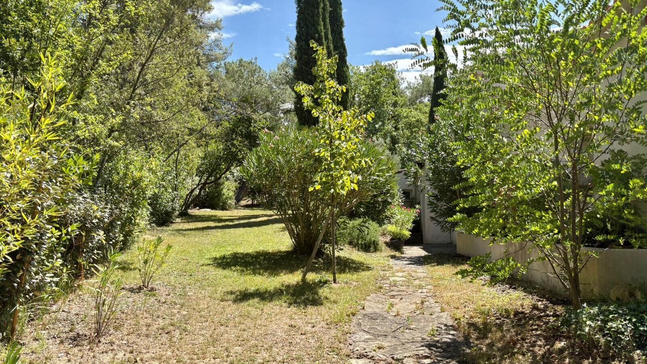 Photo of Outdoor in Fuveau