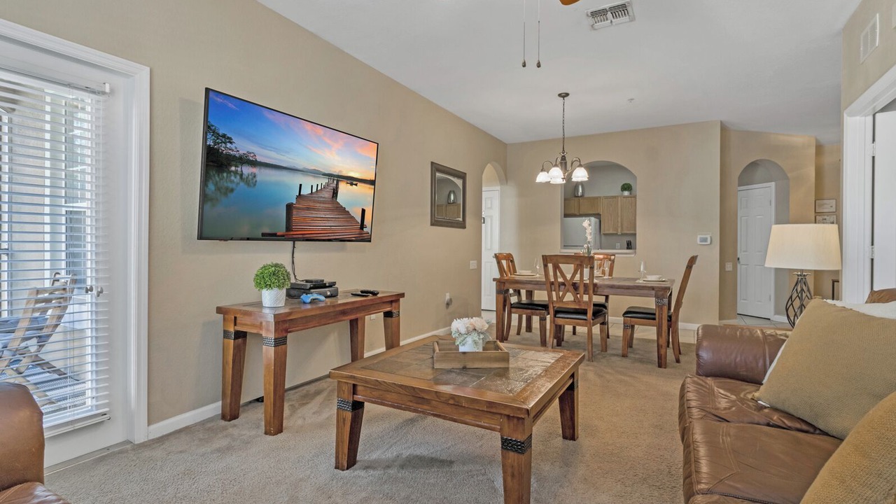 Photo of Livingroom in Windsor Hills