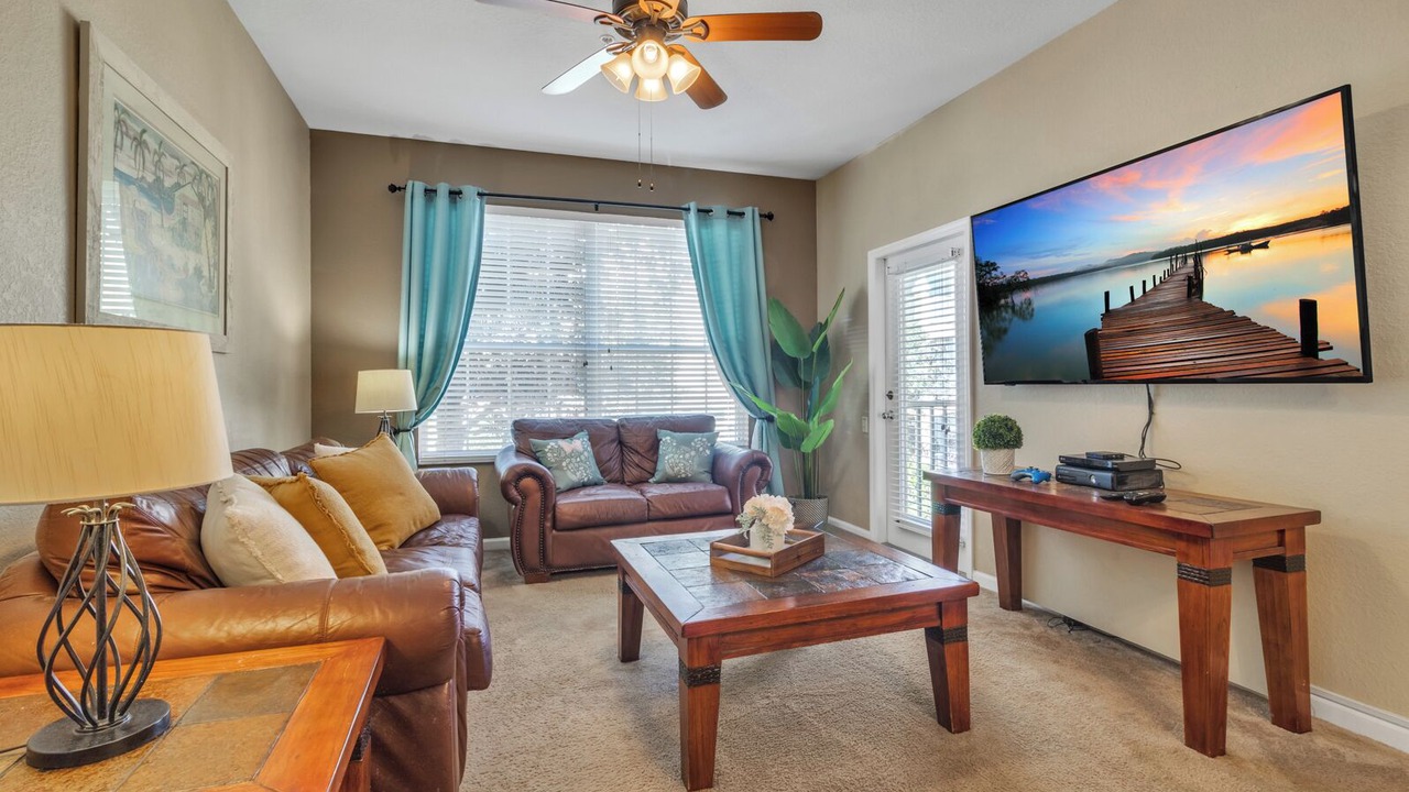 Photo of Livingroom in Windsor Hills