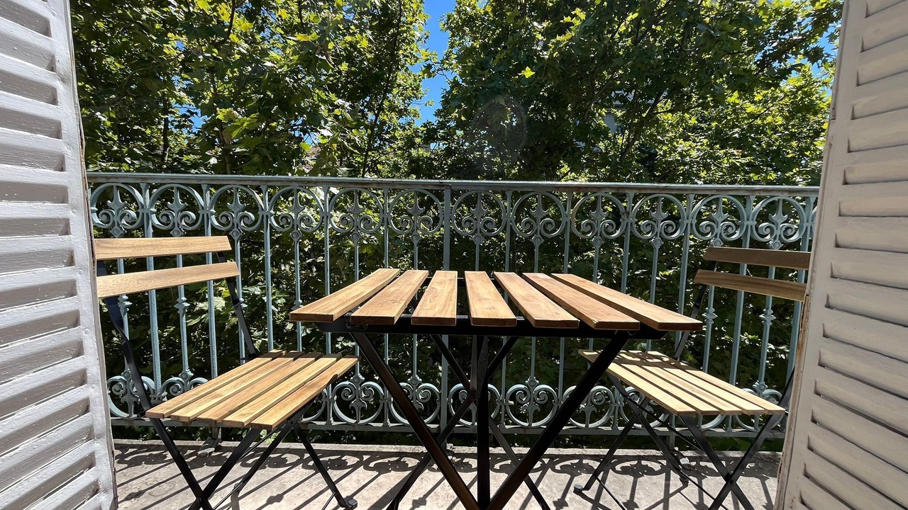 Photo of Outdoor in Voltaire - Saint Amour