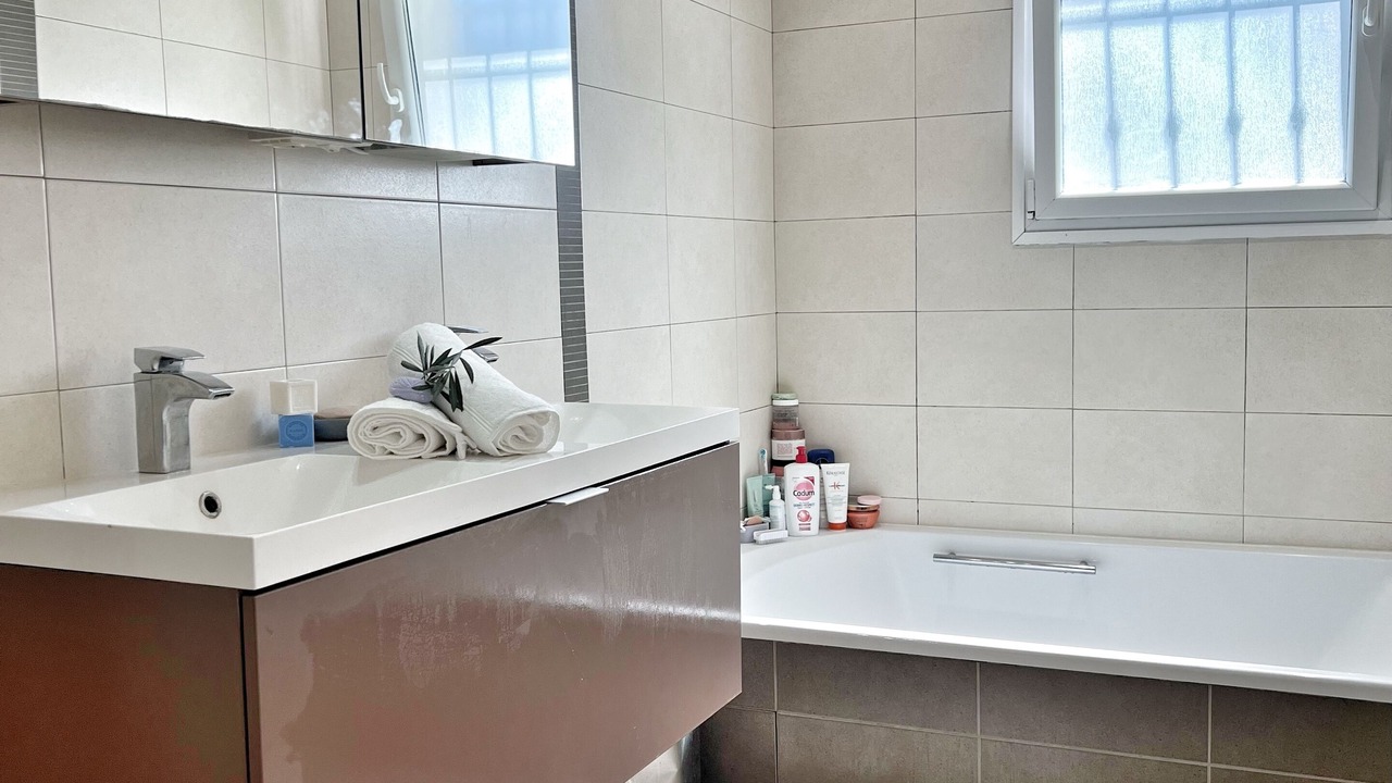 Photo of Bathroom in Le Castellet