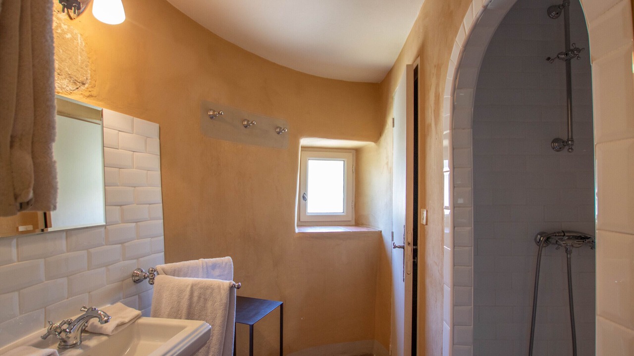 Photo of Bathroom in Villedieu