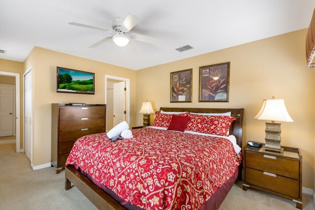 Photo of Bedroom in Watersong