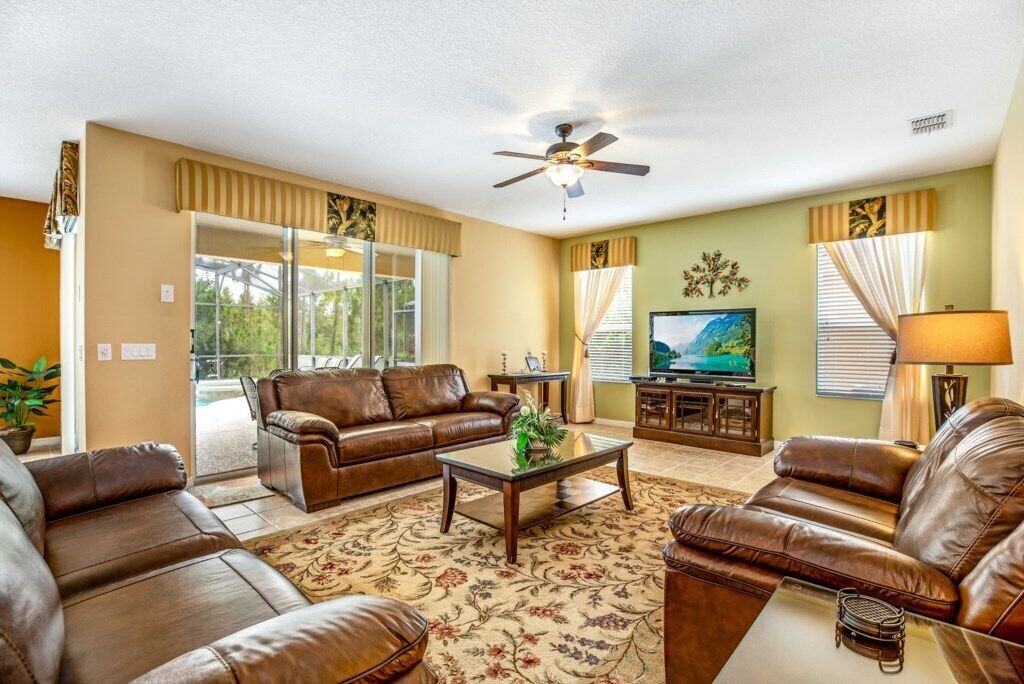 Photo of Livingroom in Watersong