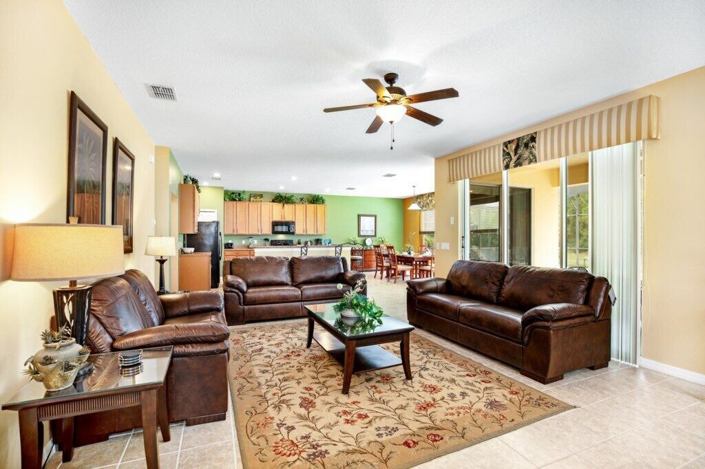 Photo of Livingroom in Watersong