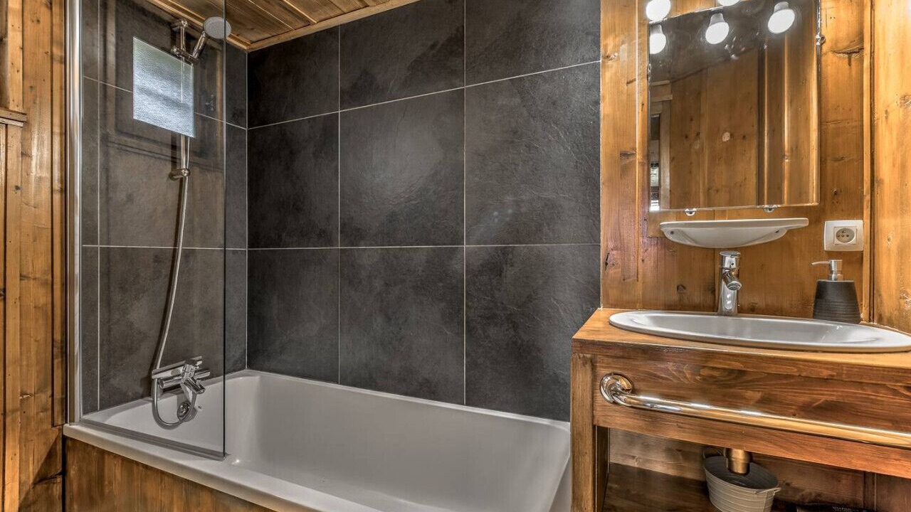 Photo of Bathroom in Montroc