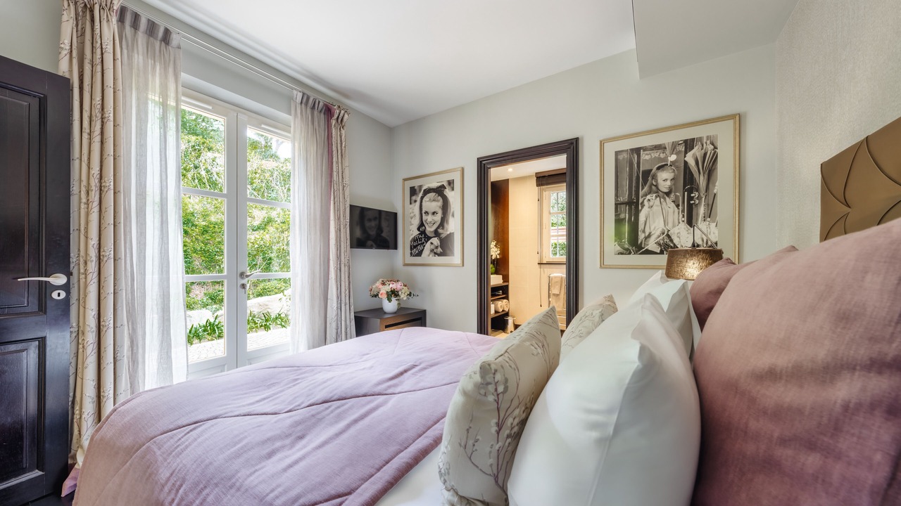 Photo of Bedroom in Saint-Tropez