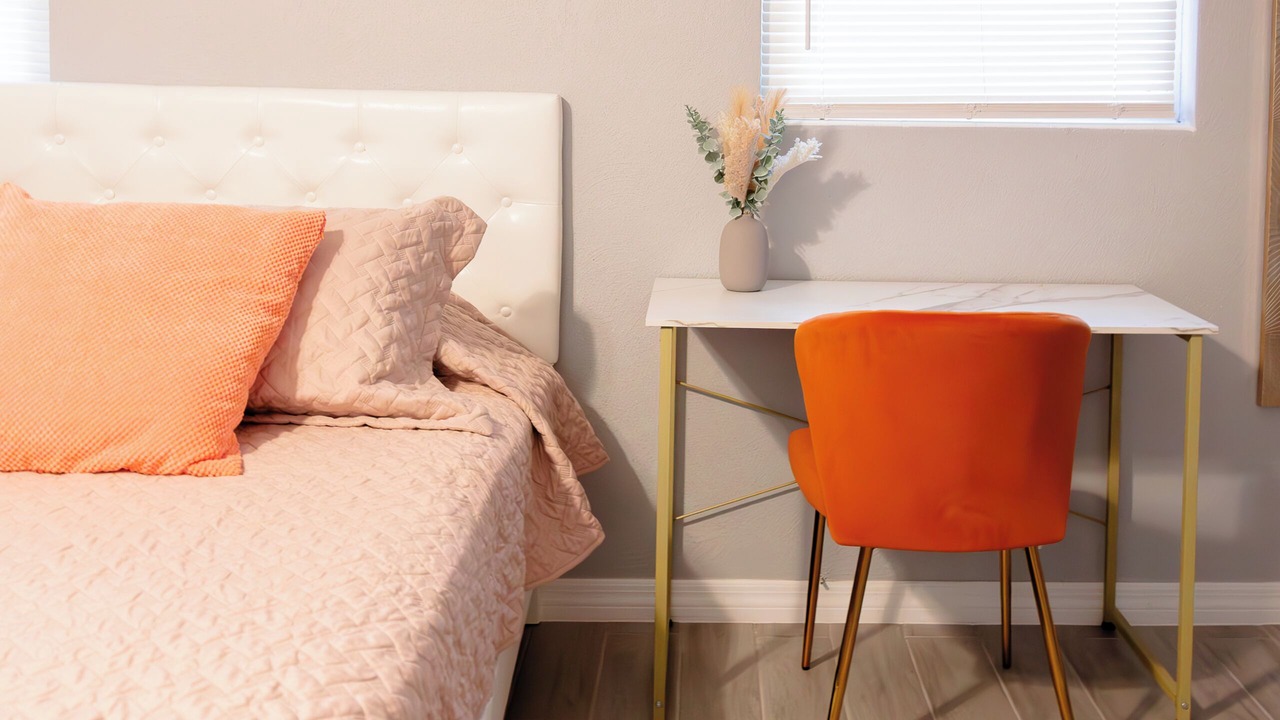 Photo of Bedroom in Crystal Lake