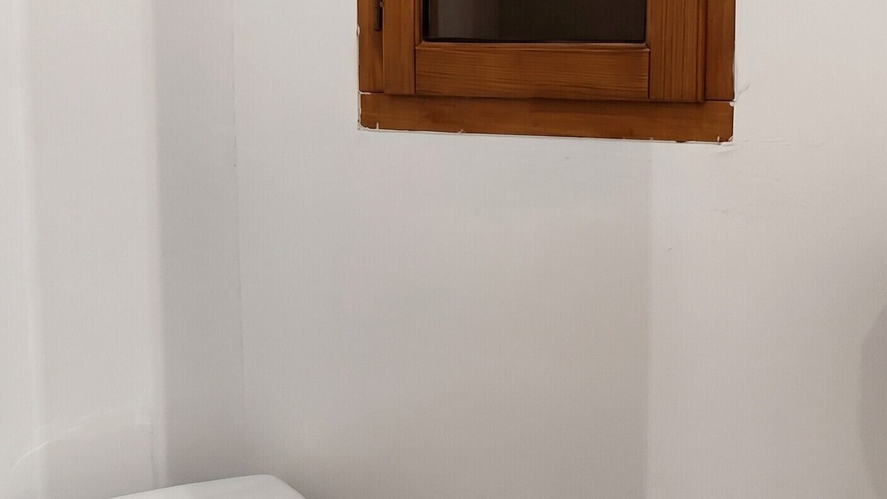 Photo of Bathroom in Orange