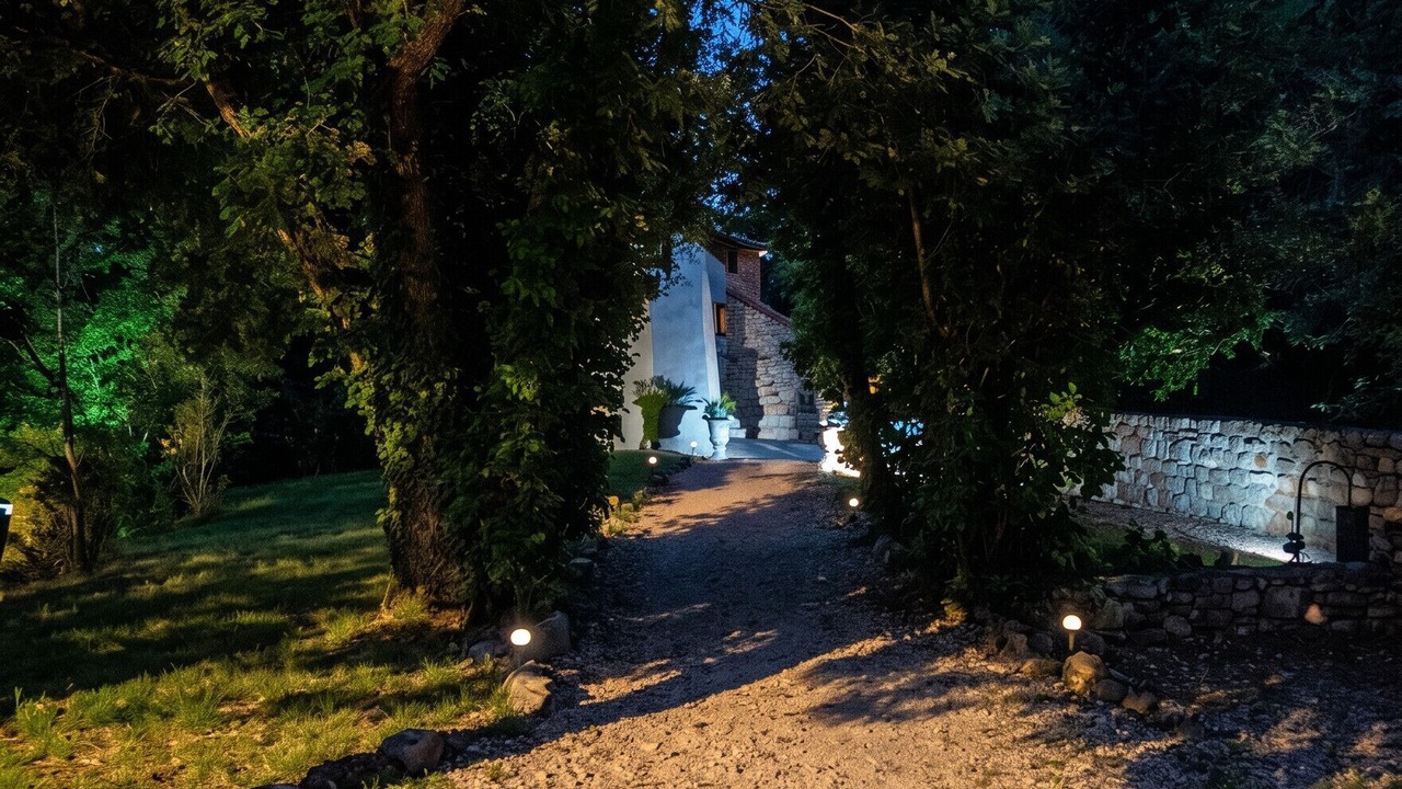 Photo of Outdoor in Orange
