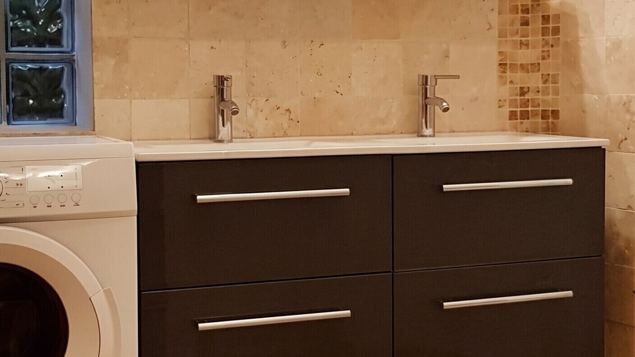 Photo of Bathroom in Orange