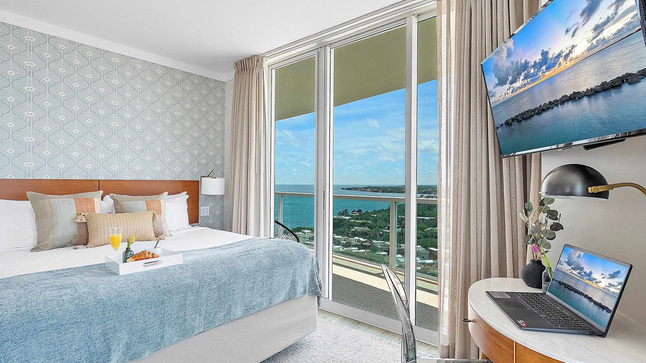 Photo of Bedroom in Coconut Grove