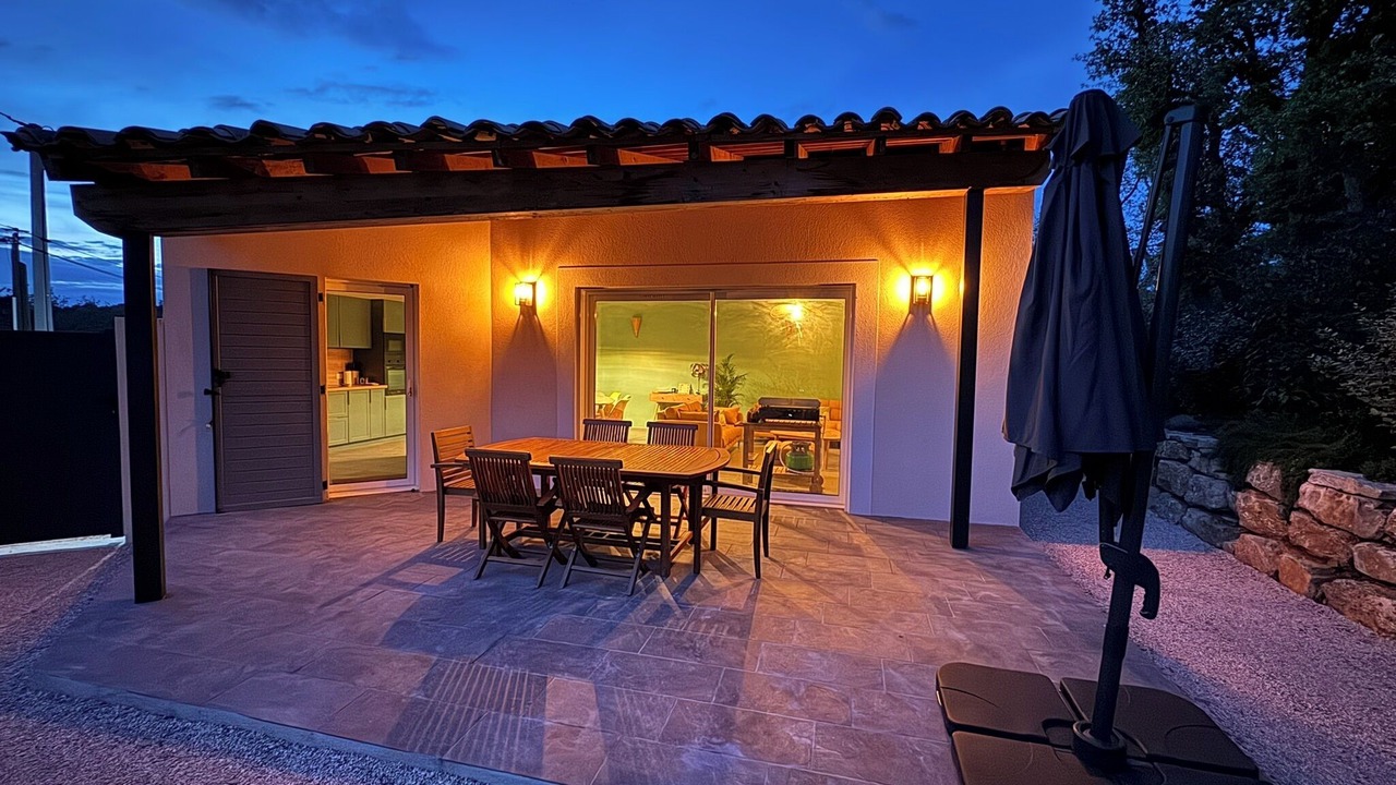 Photo of Outdoor in Saint-Julien
