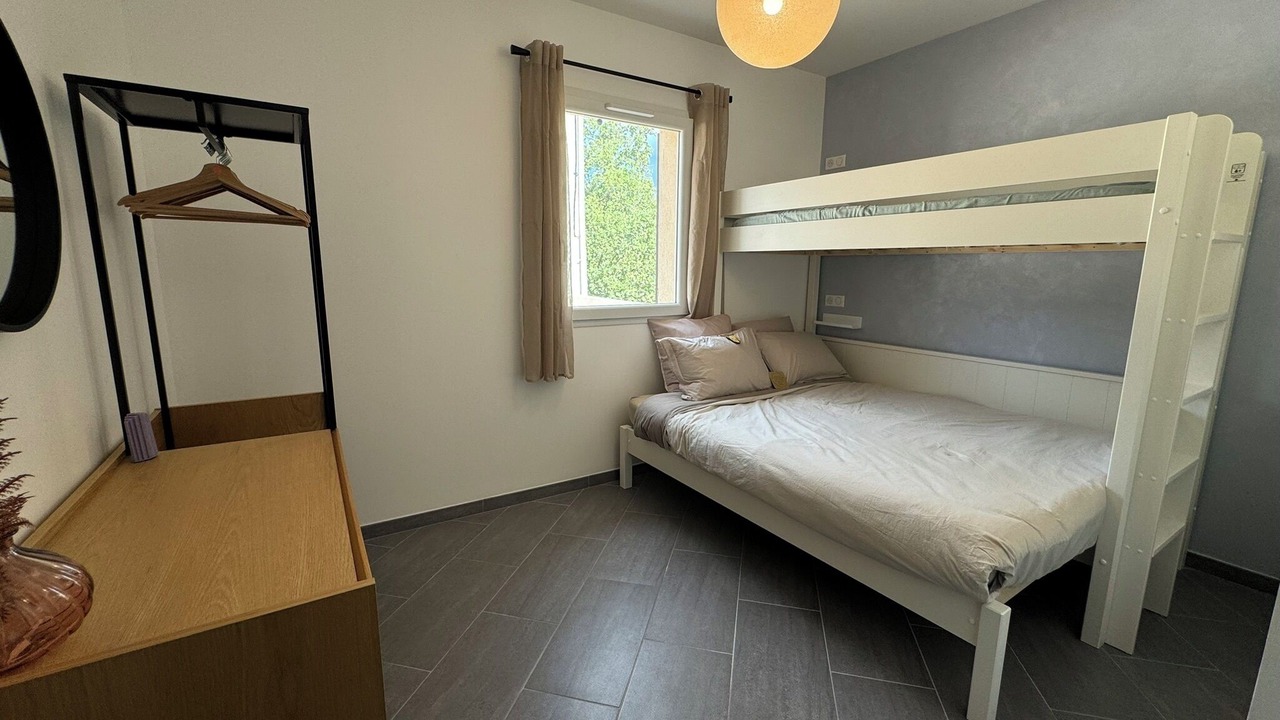 Photo of Bedroom in Saint-Julien
