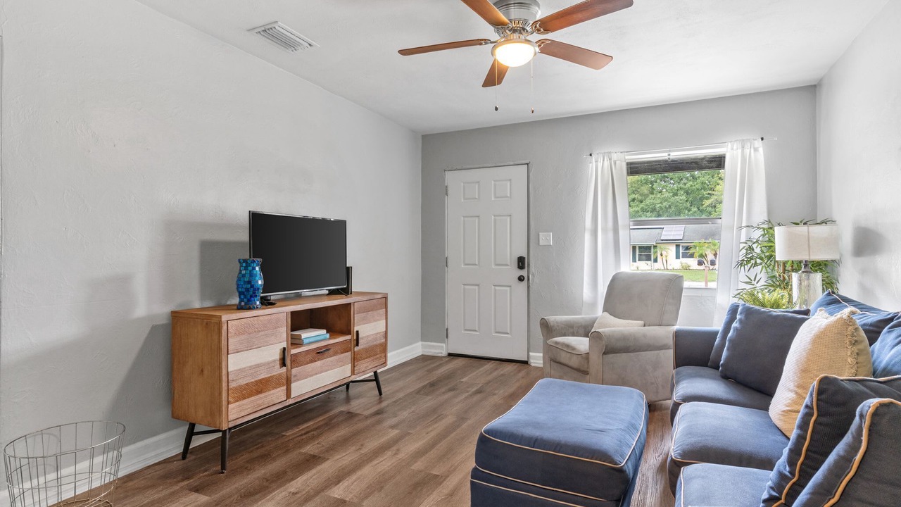 Photo of Livingroom in Winter Haven