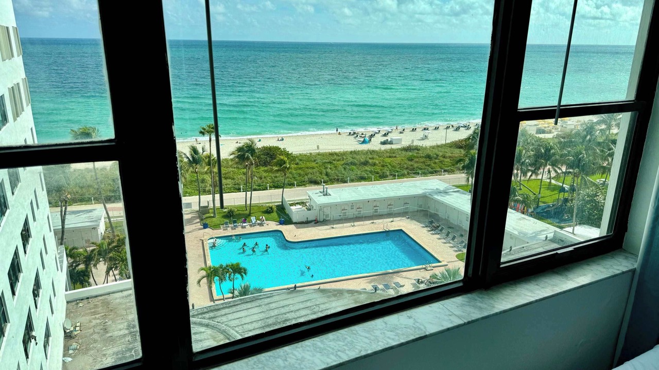Photo of Outdoor in Mid Beach