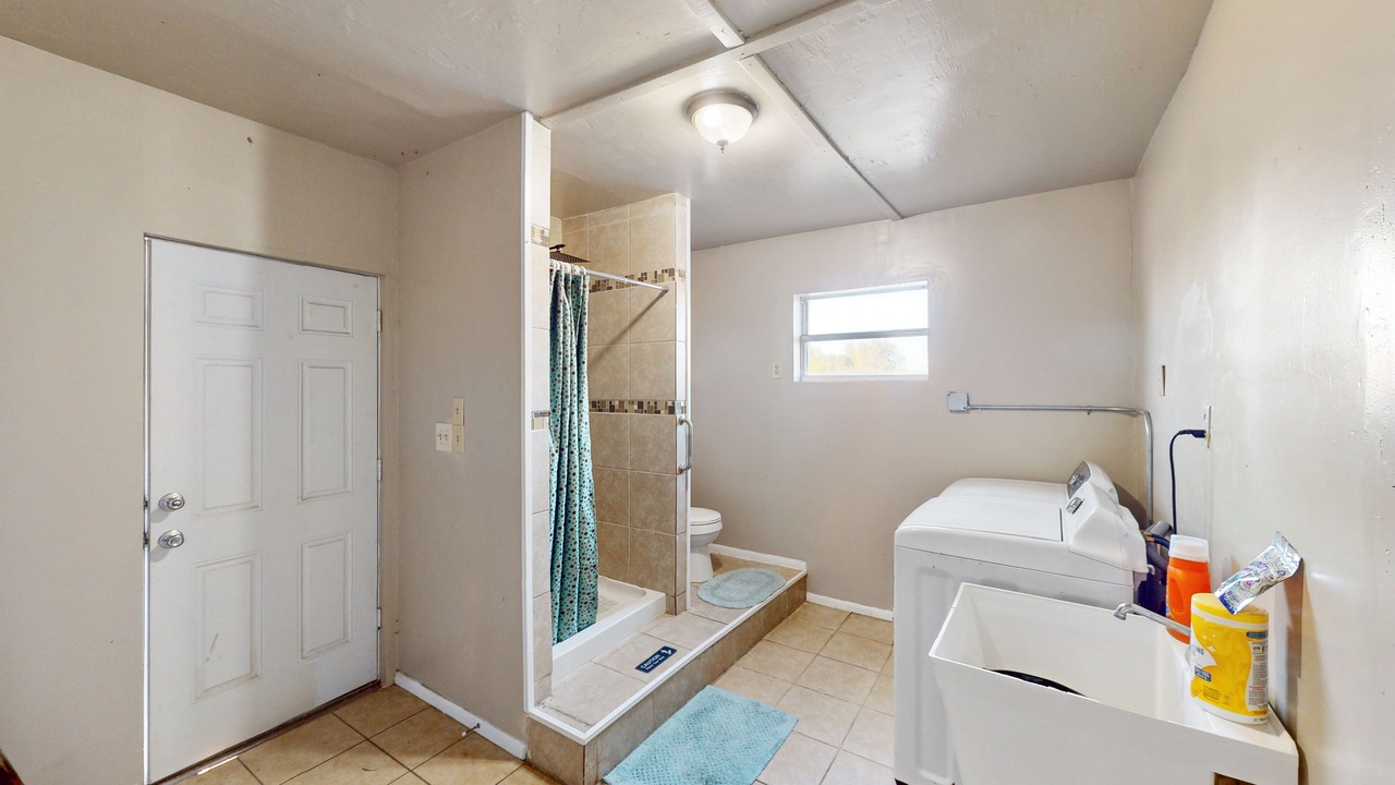Photo of Bathroom in Haines City