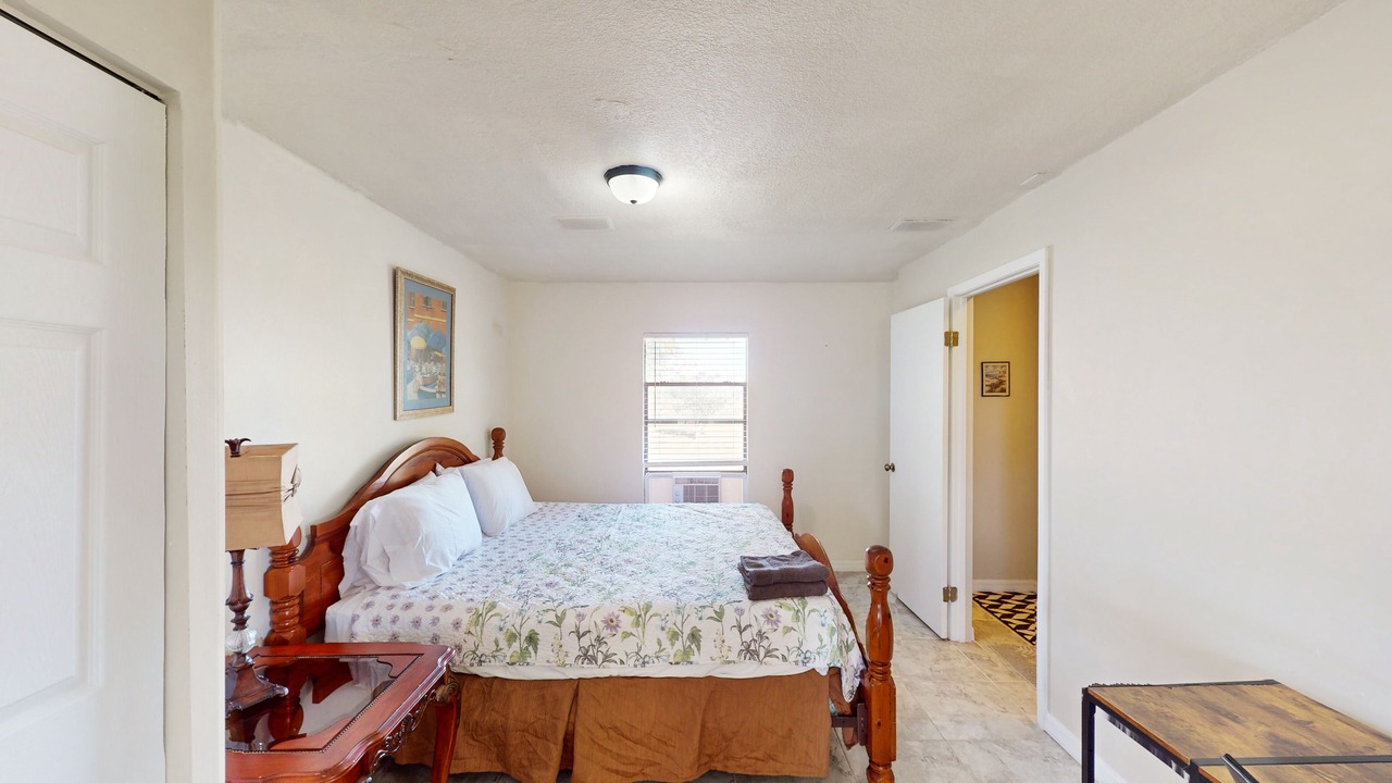 Photo of Bedroom in Haines City