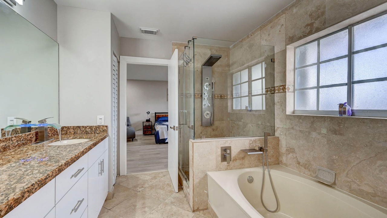 Photo of Bathroom in Richmond West