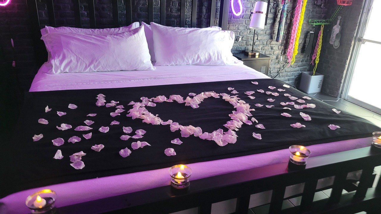 Photo of Bedroom in Cypress Gardens