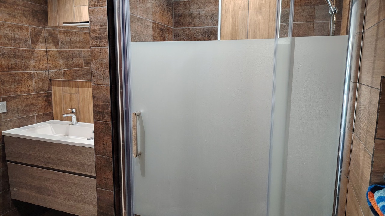 Photo of Bathroom in Orange
