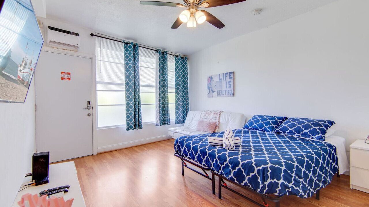 Photo of Bedroom in South Beach
