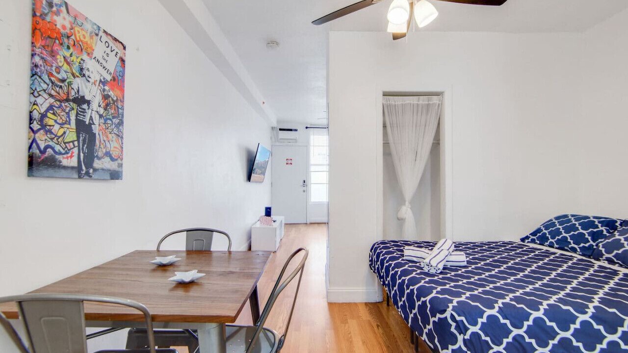 Photo of Bedroom in South Beach