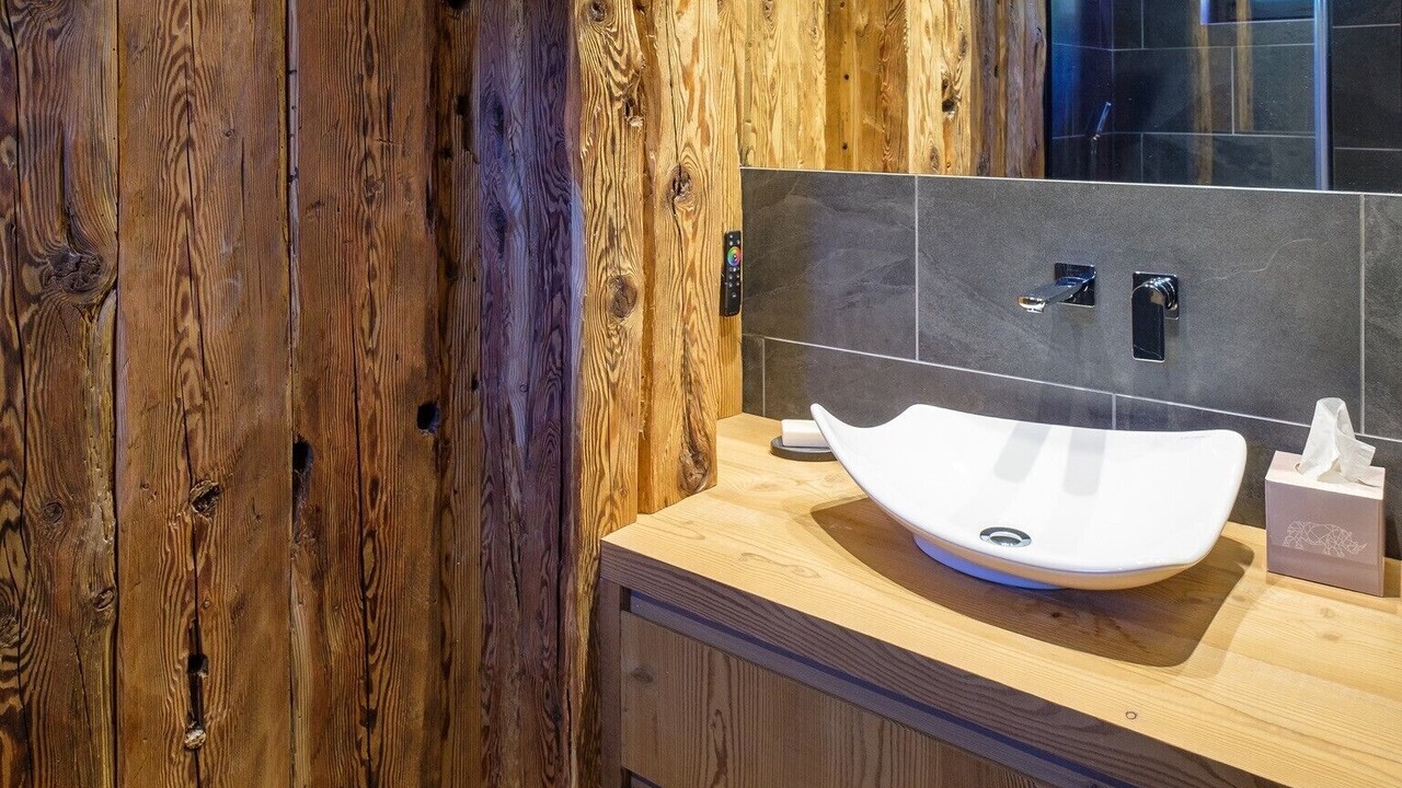Photo of Bathroom in Montroc