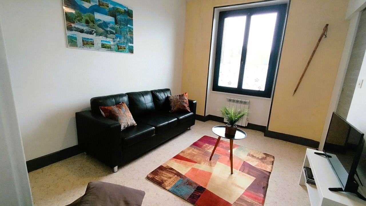 Photo of Livingroom in Jassat
