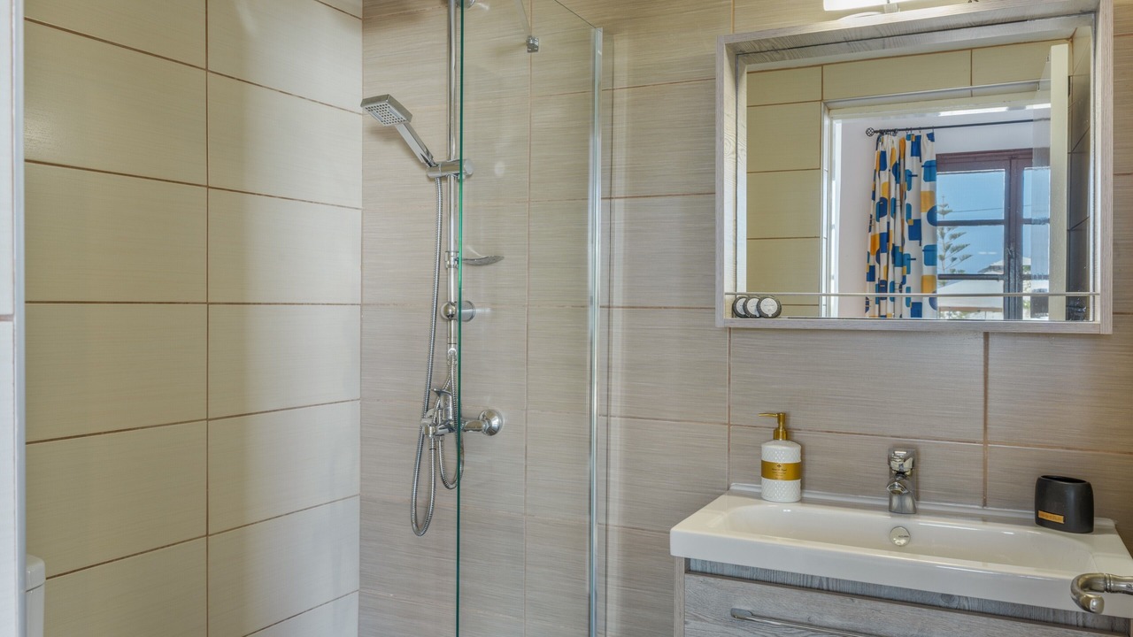 Photo of Bathroom in Paloi