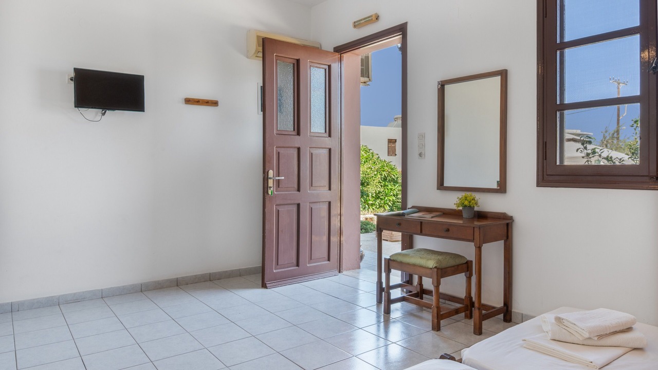 Photo of Bedroom in Paloi