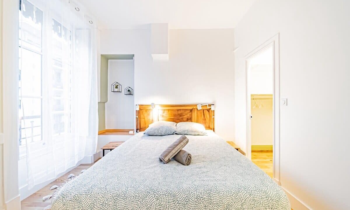 Photo of Bedroom in Republique - Tolstoi