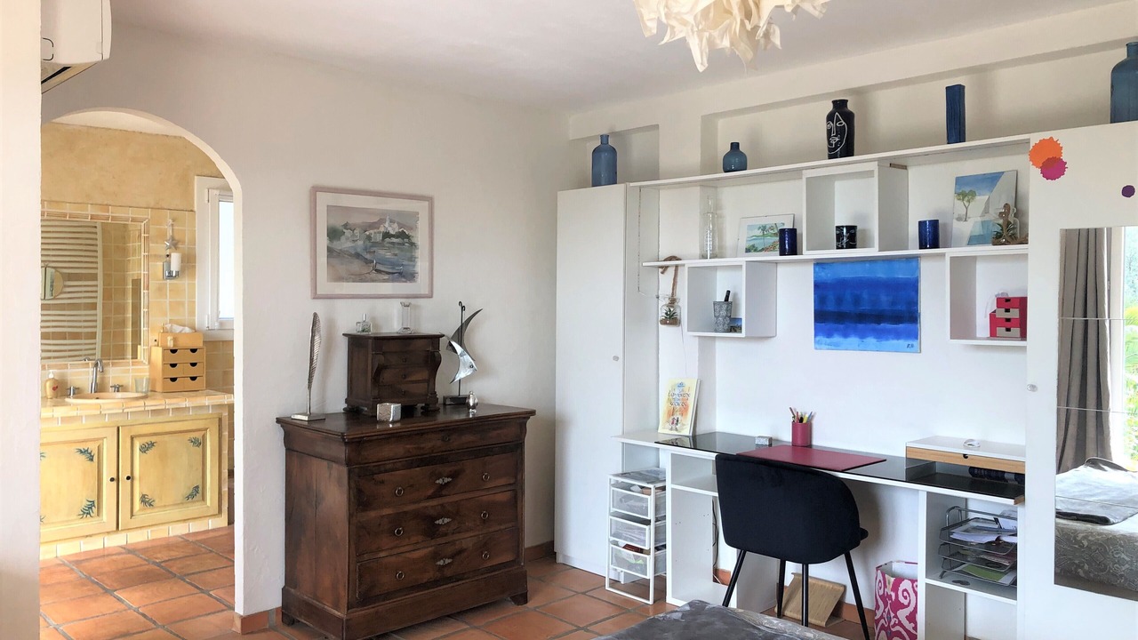 Photo of Bedroom in Grasse