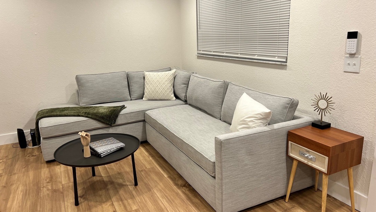 Photo of Livingroom in Clair-Mel City