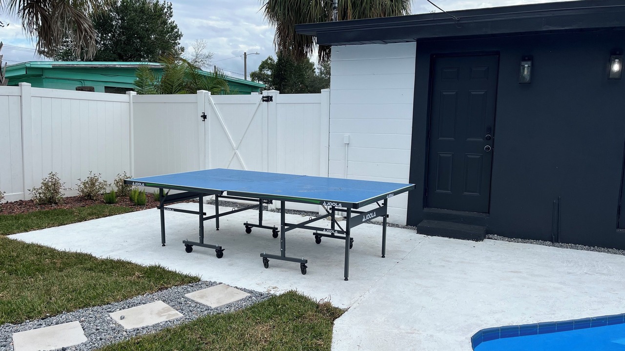 Photo of Outdoor in Clair-Mel City