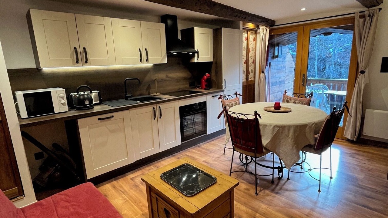 Photo of Kitchen in Flumet