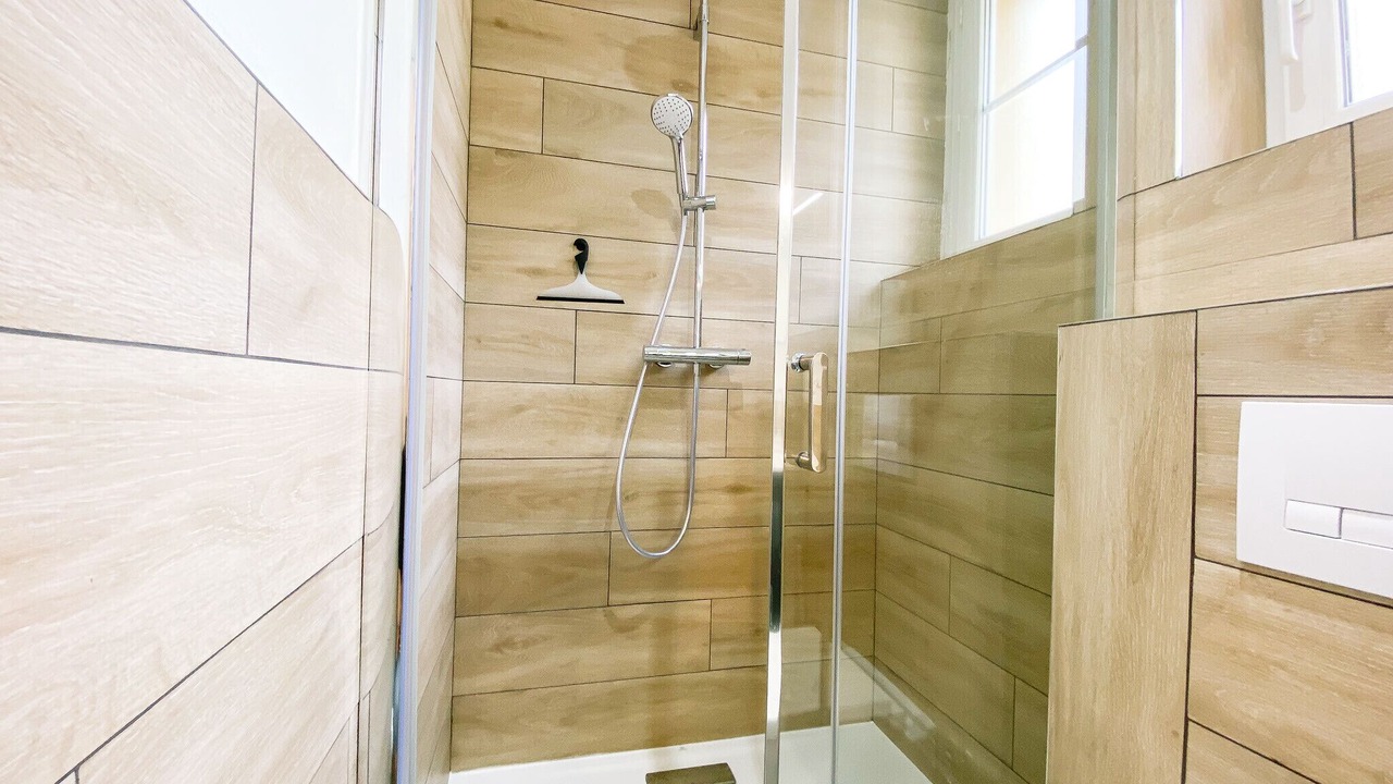 Photo of Bathroom in Saint-Martin-le-Vinoux