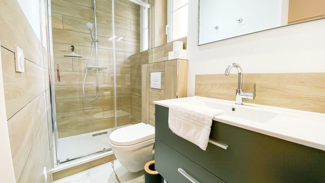 Photo of Bathroom in Saint-Martin-le-Vinoux