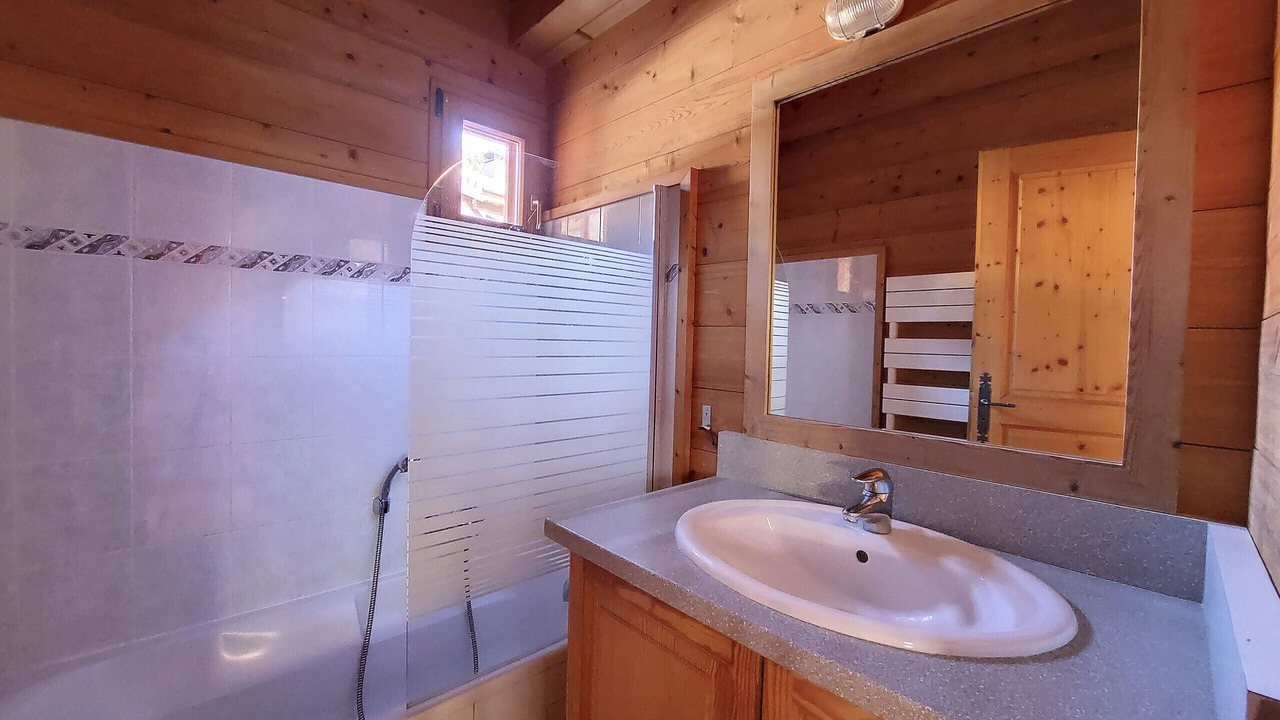 Photo of Bathroom in Saint-Jean-dʼAulps