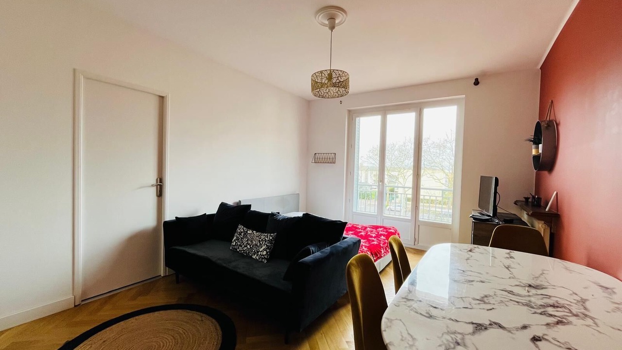 Photo of Livingroom in Parilly