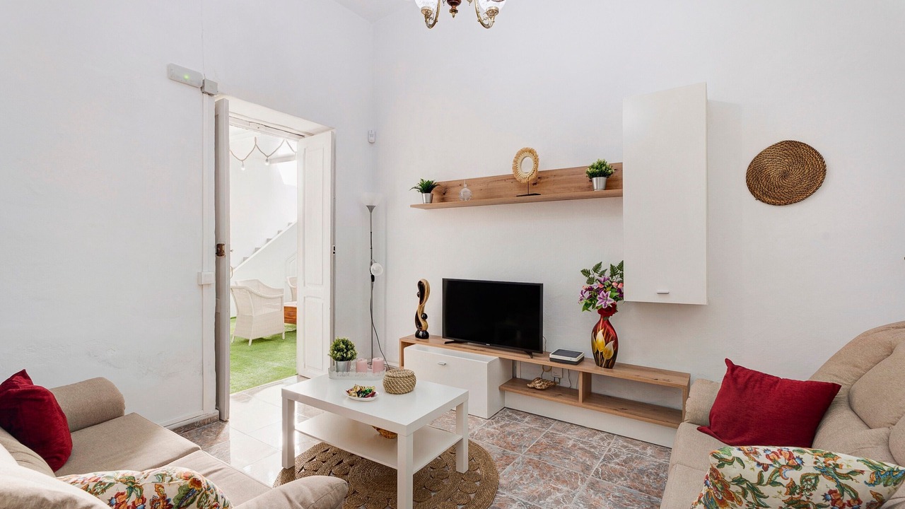Photo of Livingroom in Playa San Juan