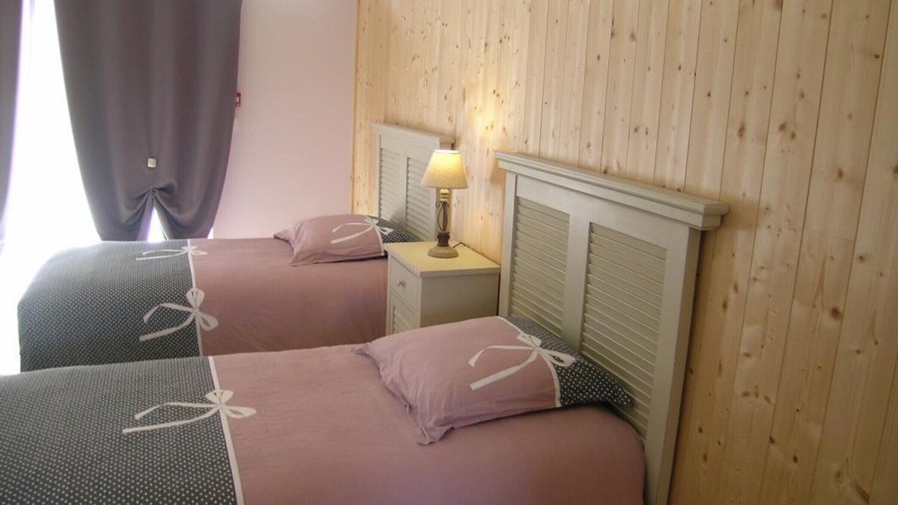 Photo of Bedroom in Mesples