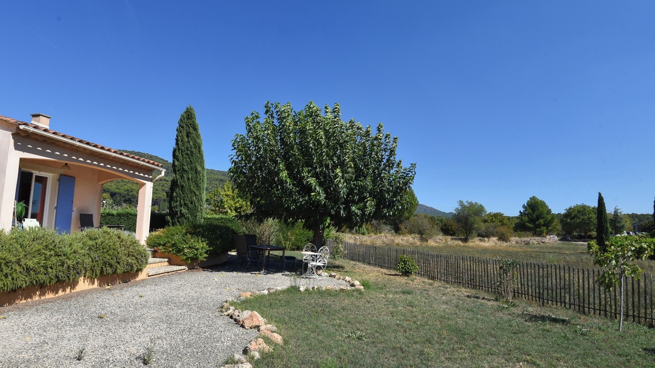 Photo of Outdoor in Aups
